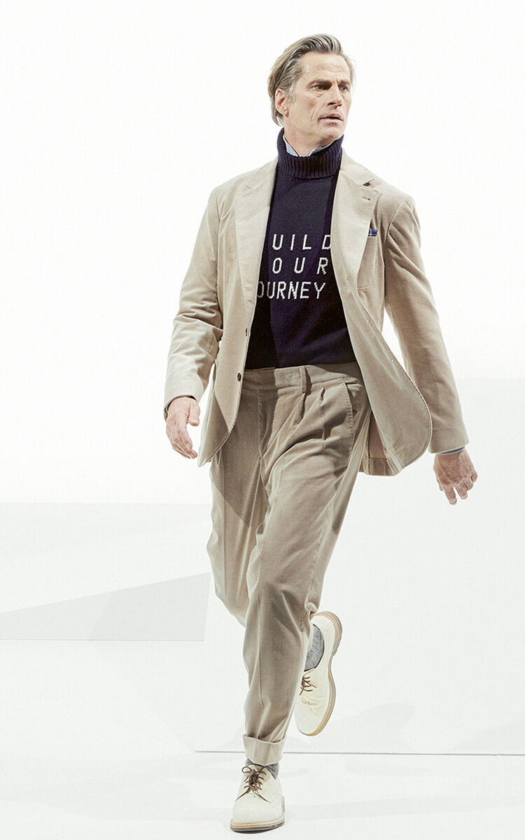FALL-WINTER 2021 COLLECTION