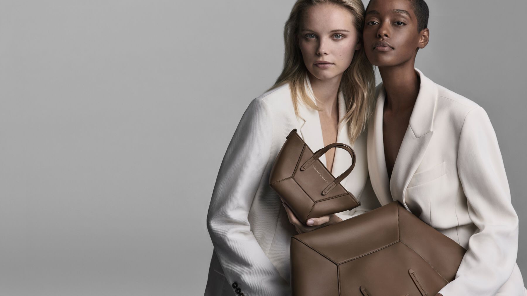 Brunello Cucinelli: Official boutique for women, men and kids