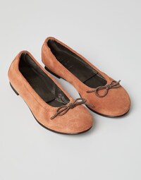 Flat Shoes