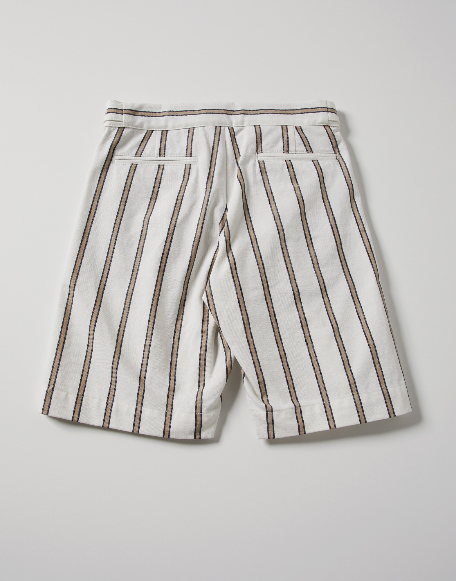 Bermuda Shorts - Back view