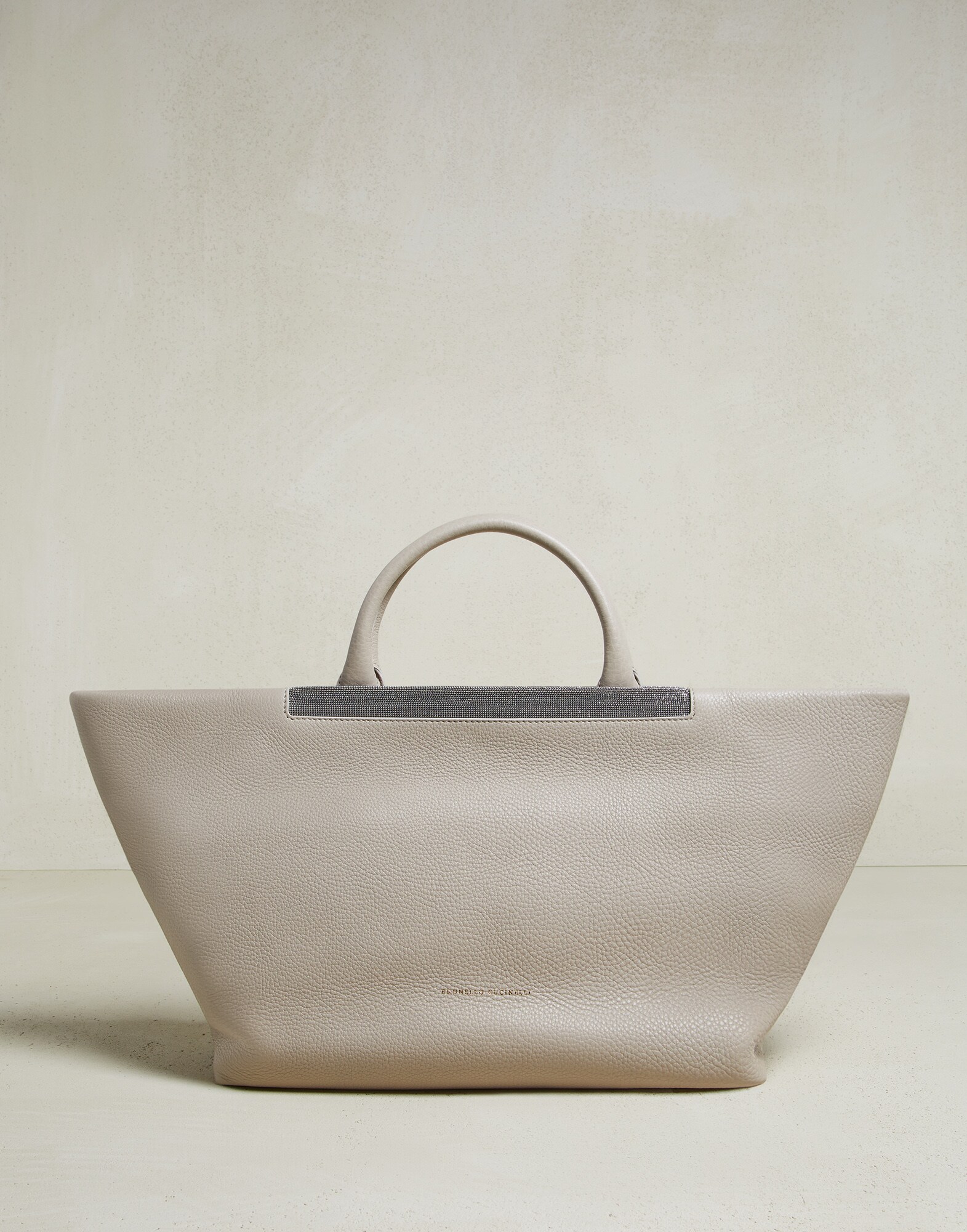 Shopper - Front view