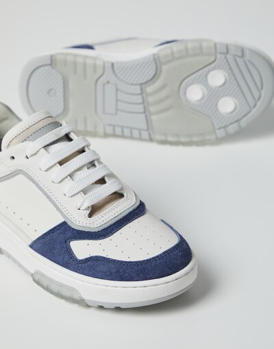 Sneakers - Detail view