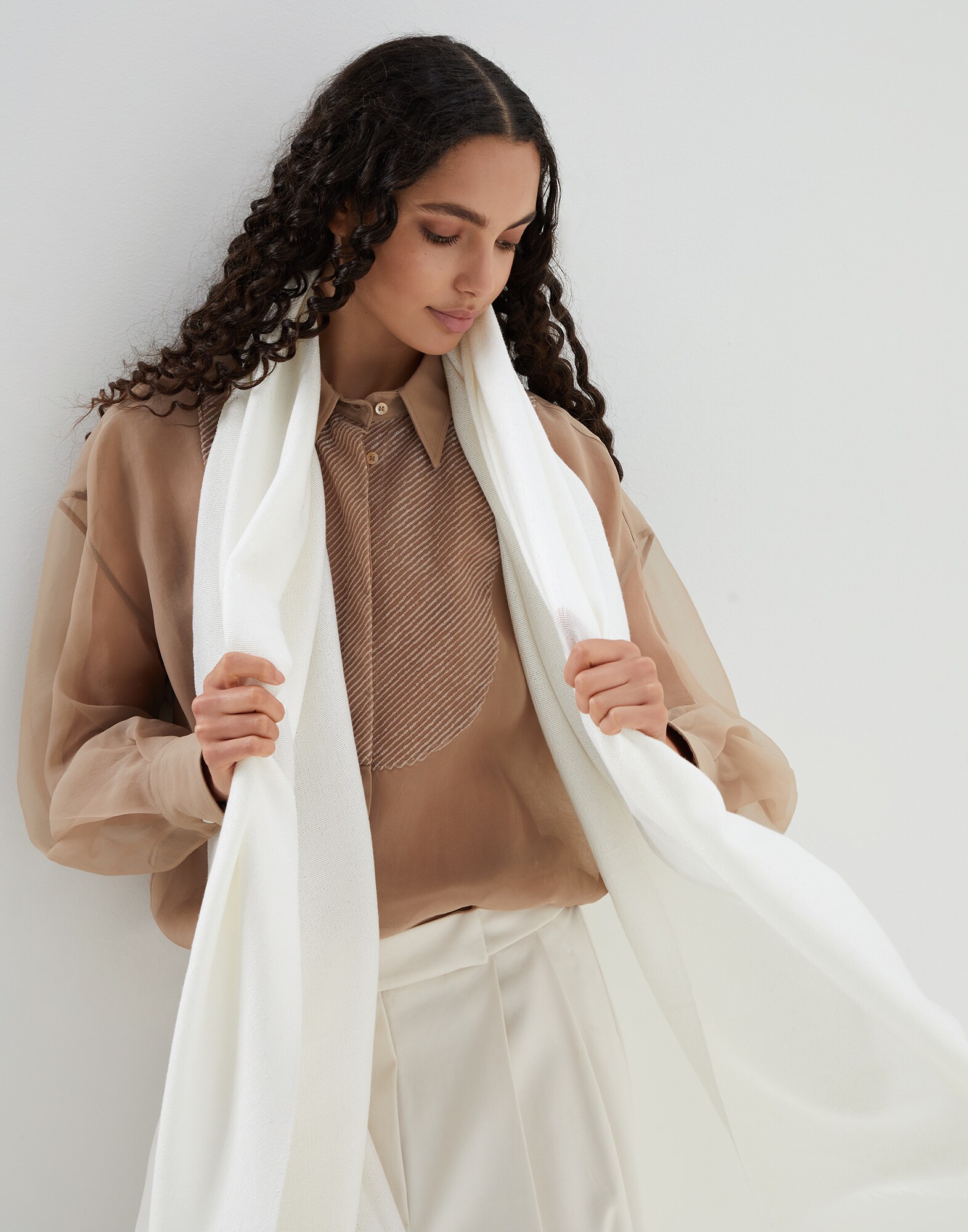 Cashmere and silk Diamond yarn scarf
                            White Woman - Brunello Cucinelli
                        