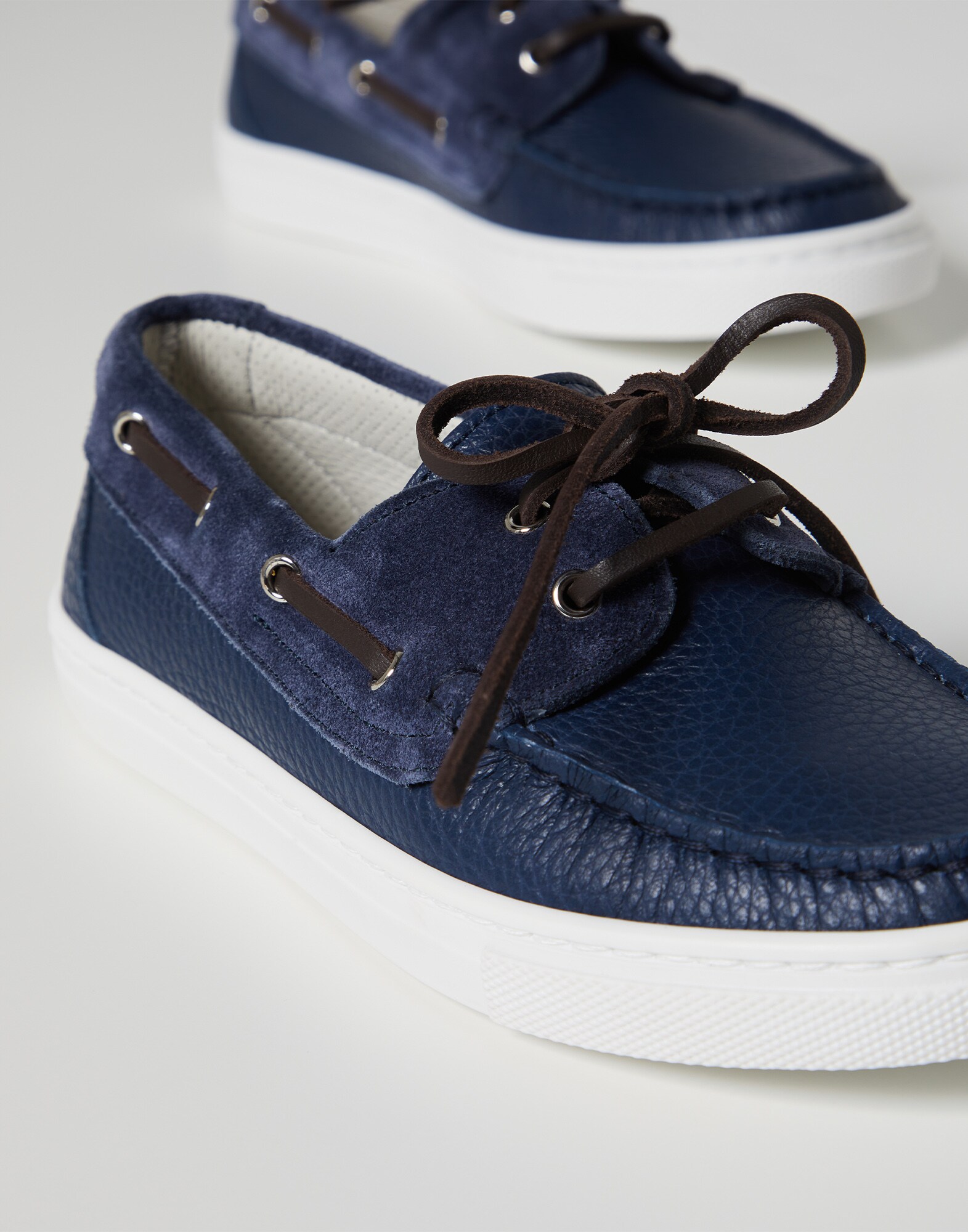 Sandals & Loafers - Detail view