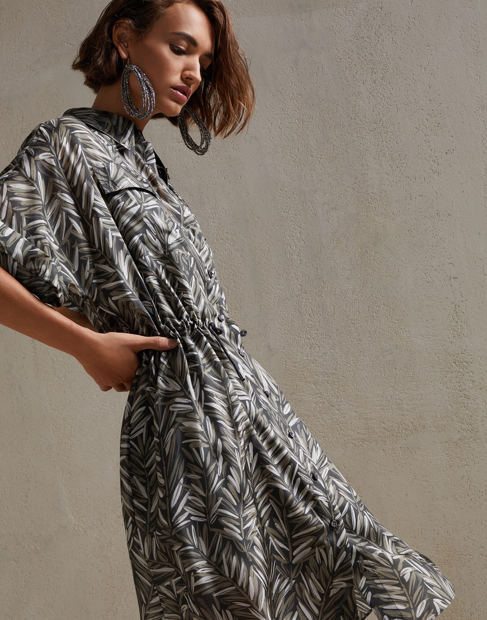 Dress - Editorial view