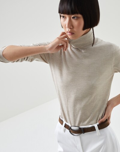 Turtleneck - Editorial view