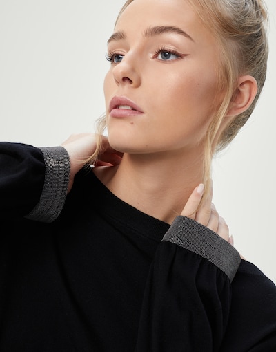 Crewneck - Detail view