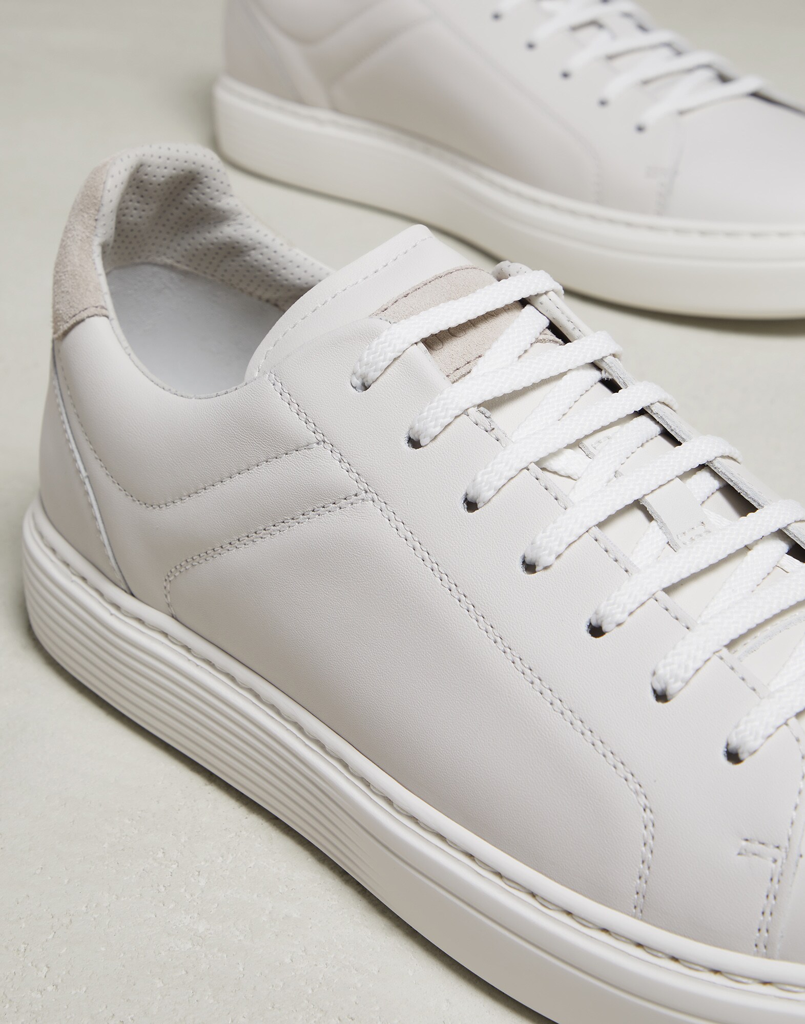 Sneakers - Detail view