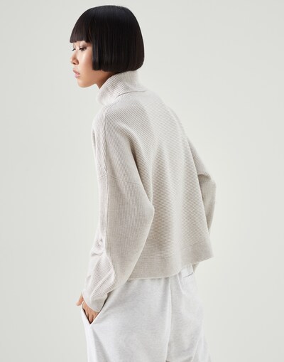 Turtleneck - Back view