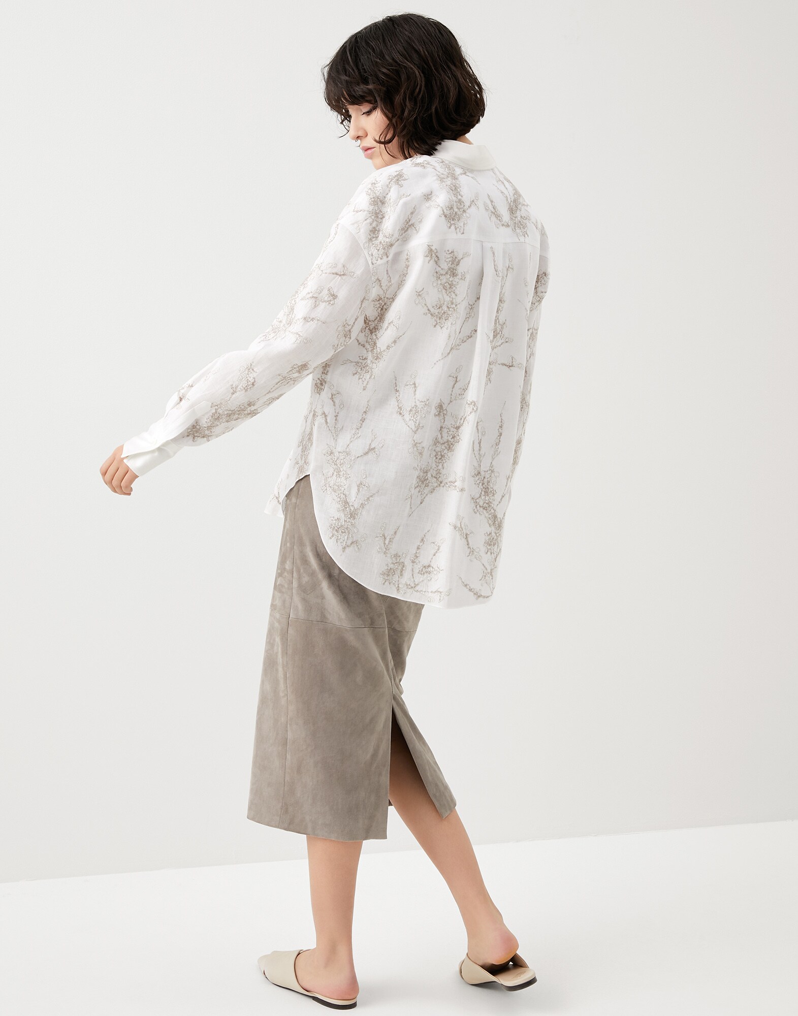 Linen Shirt - Back view