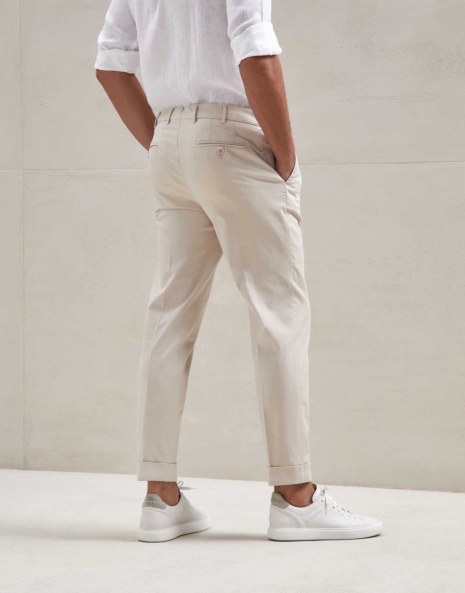 Italian - Back view