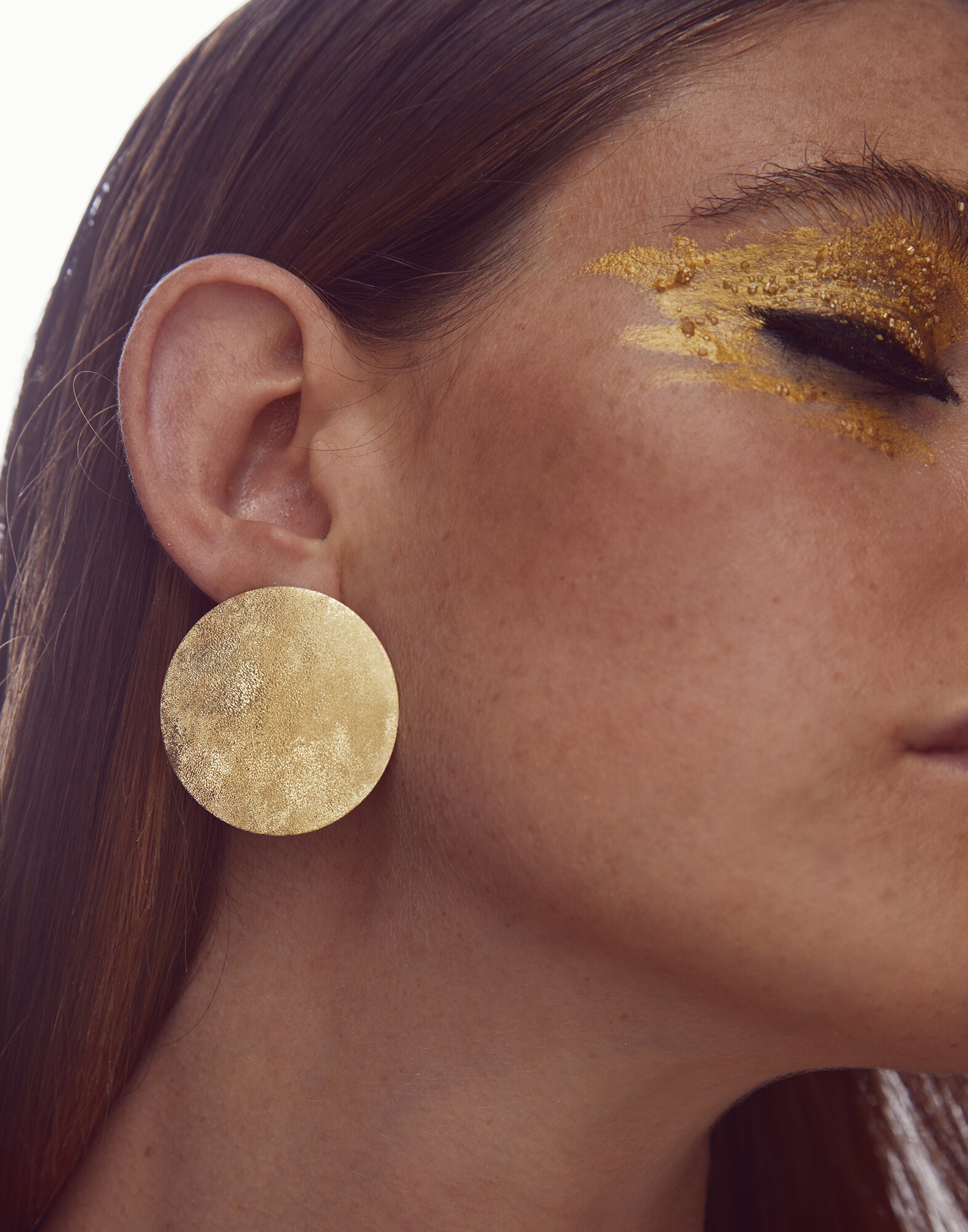 Earrings - Editorial view