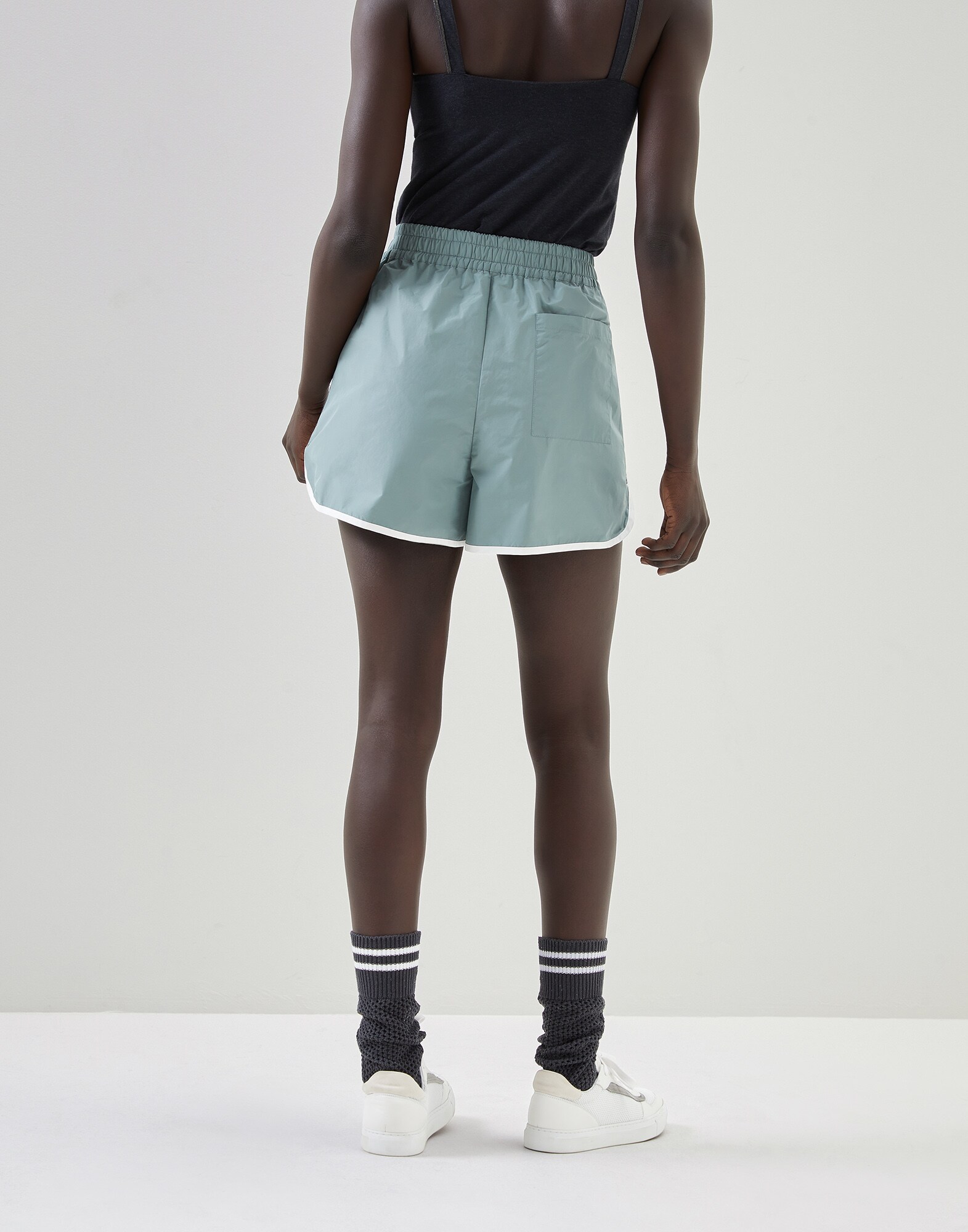 Bermuda & Shorts - Back view