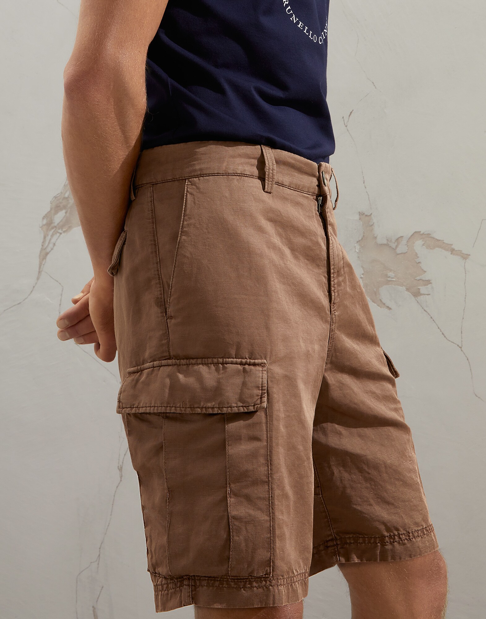Bermuda Shorts - Detail view