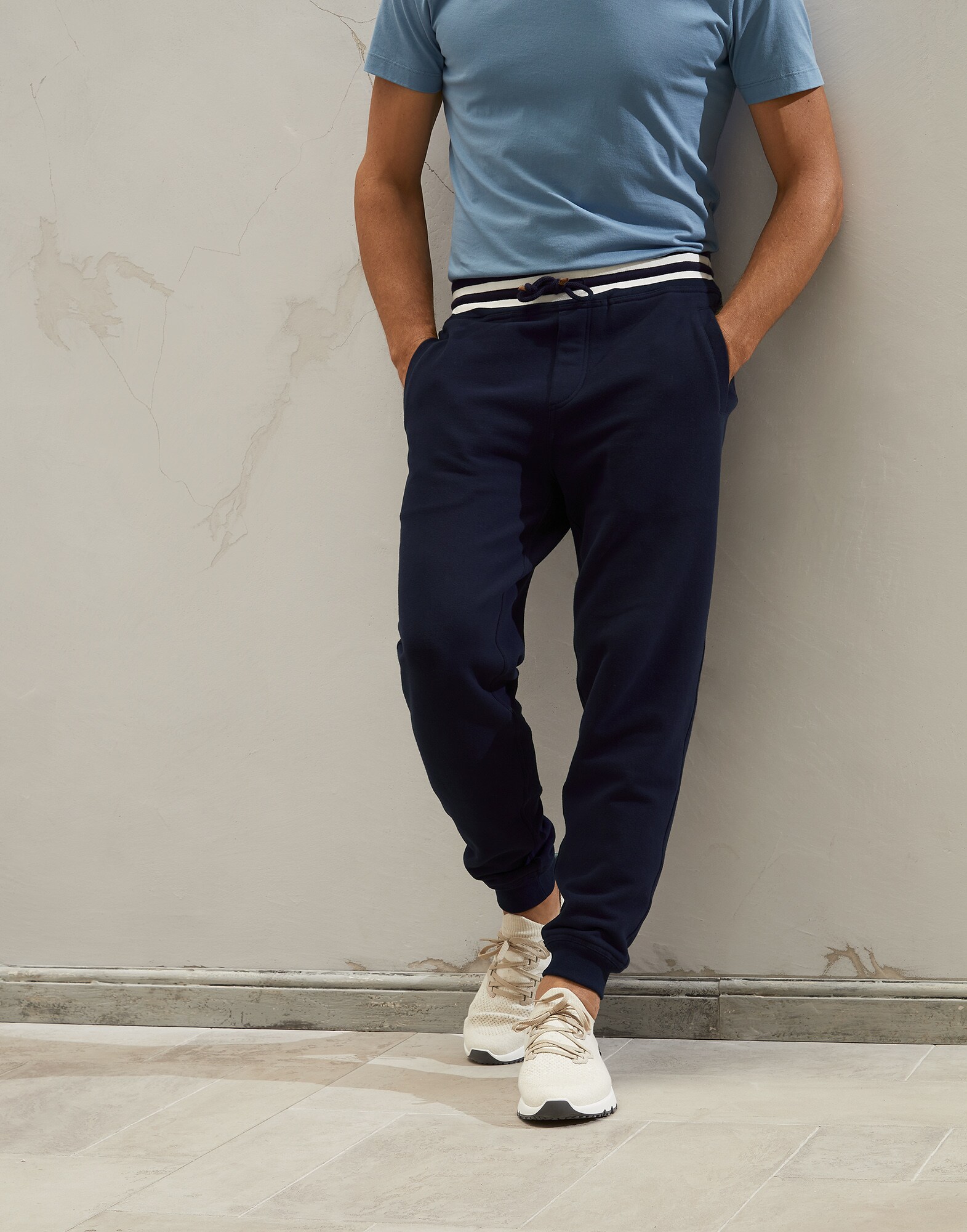 Sweatpants - Front view