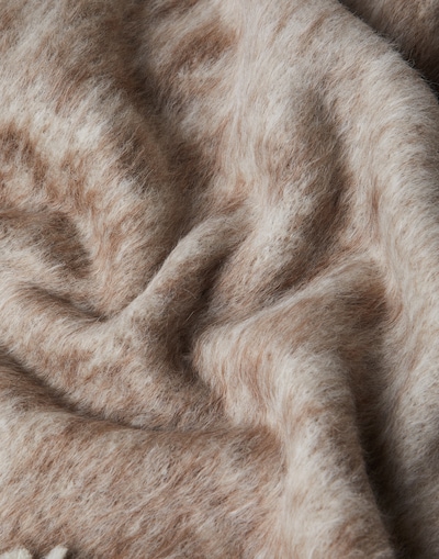 Throw in Other fibers - Detail view