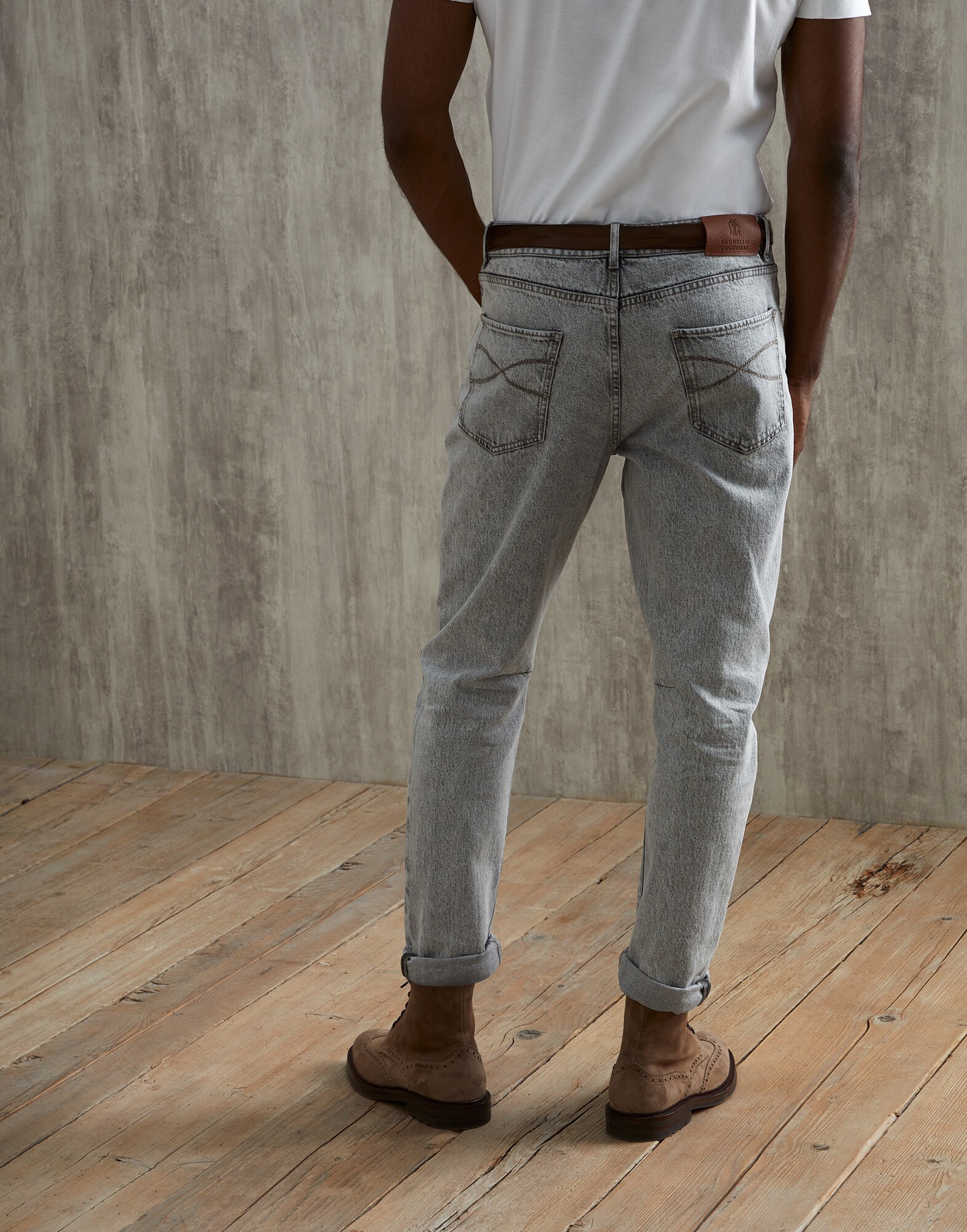 Leisure - Back view