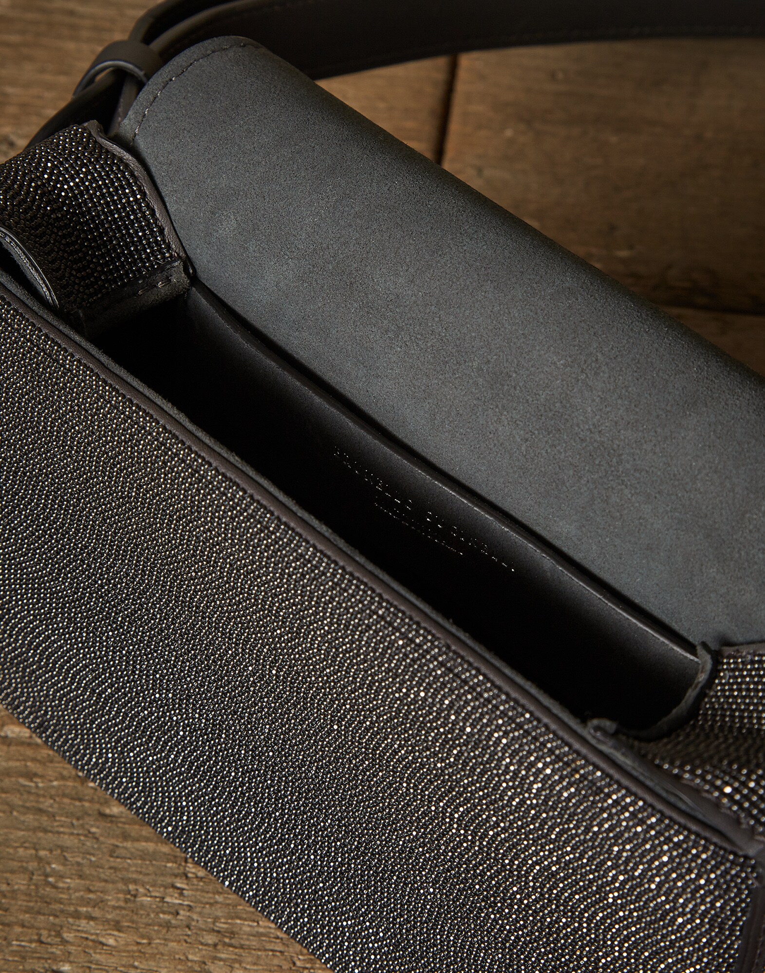 Shoulder Bag - Full look