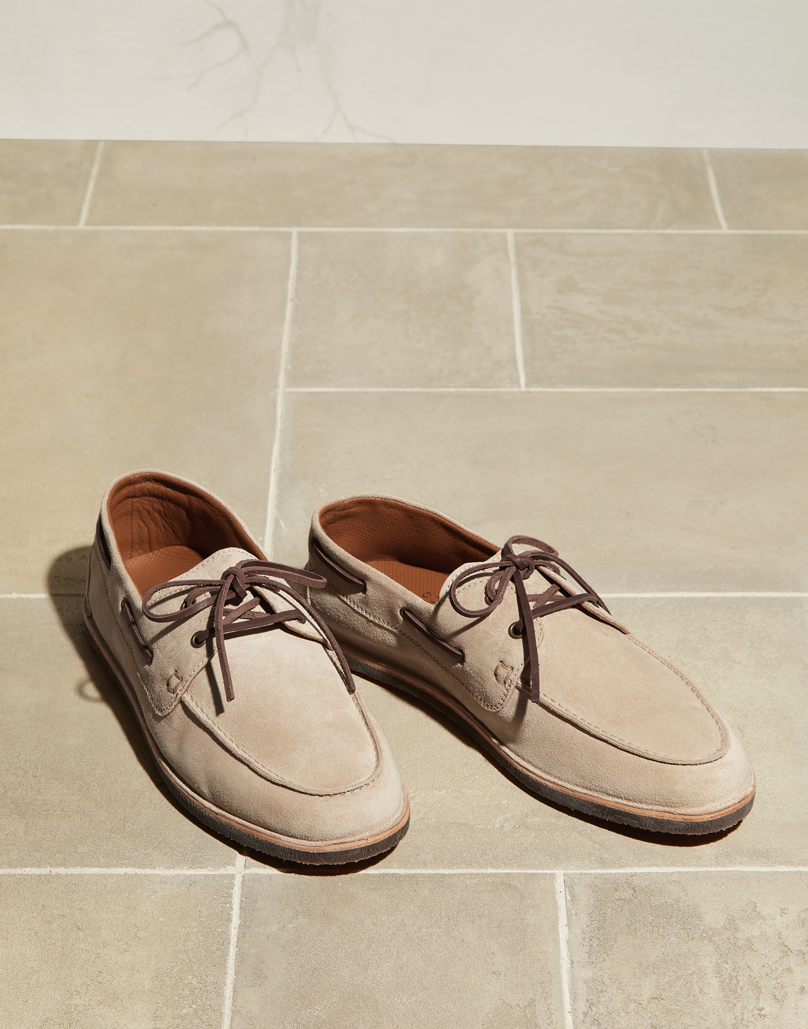 Lace-ups - Front view