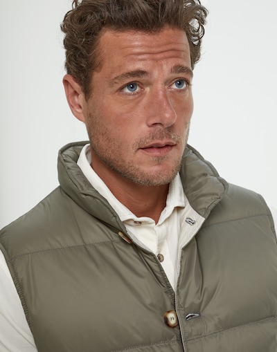 Down Vest - Detail view
