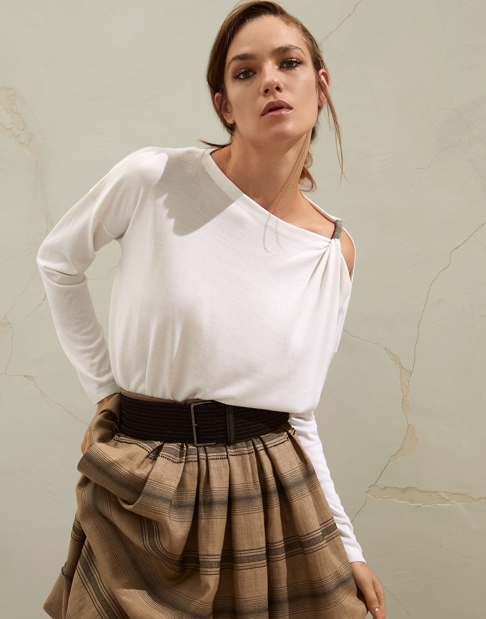 Scoop Neck - Editorial