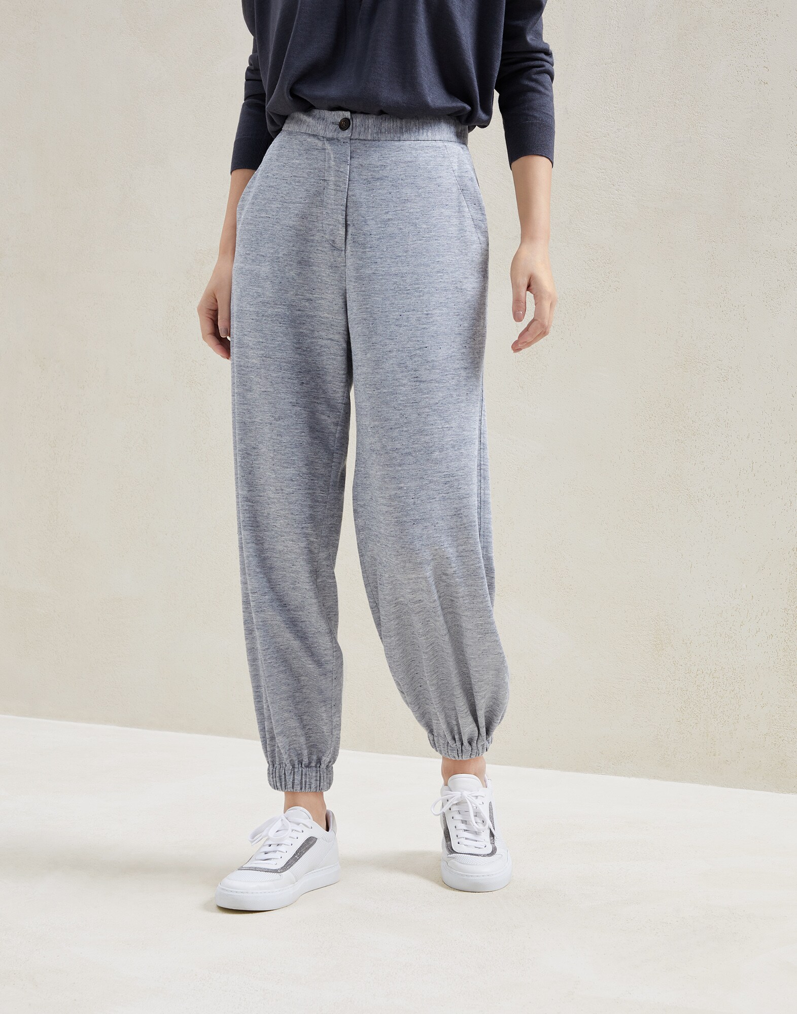 Joggers - Front view