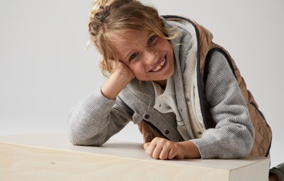 Hooded Cardigan - Horizontal view