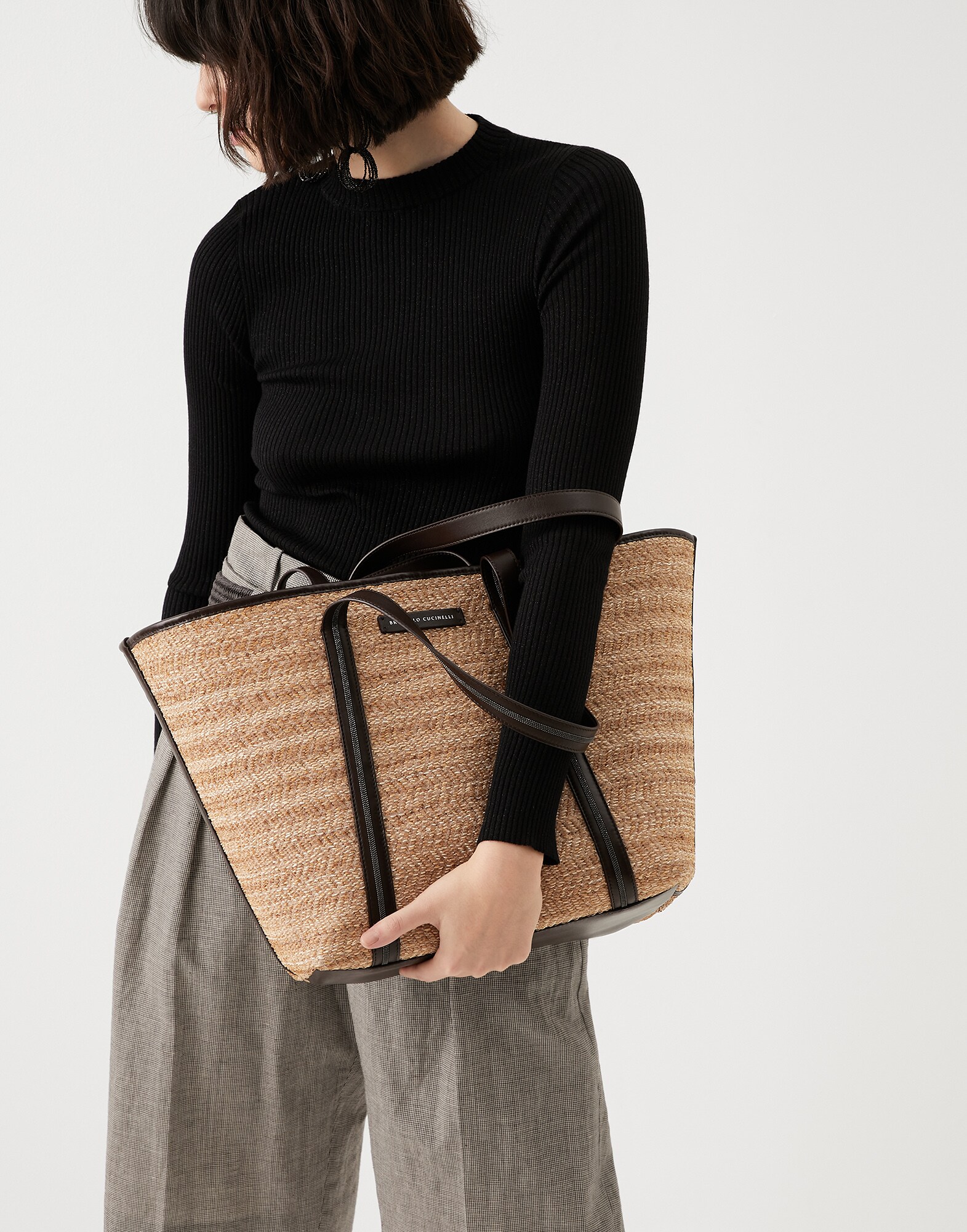 Shopper - Editorial view