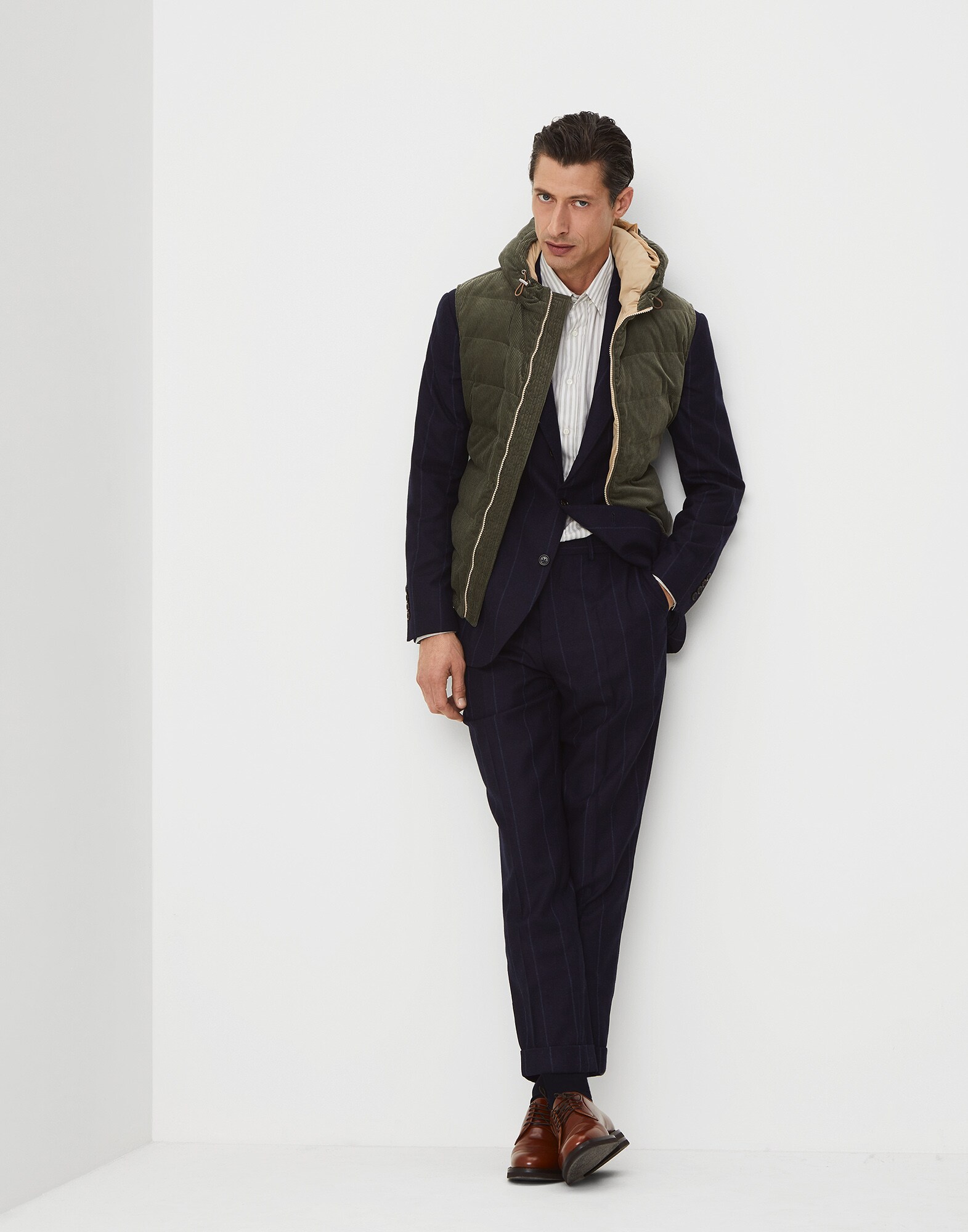 Down Sleeveless Jacket - Look