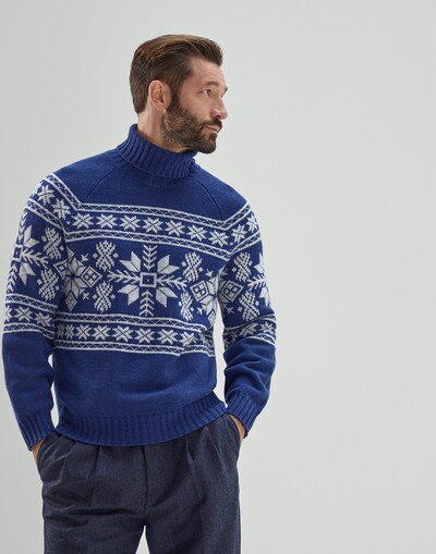Turtleneck - Front view