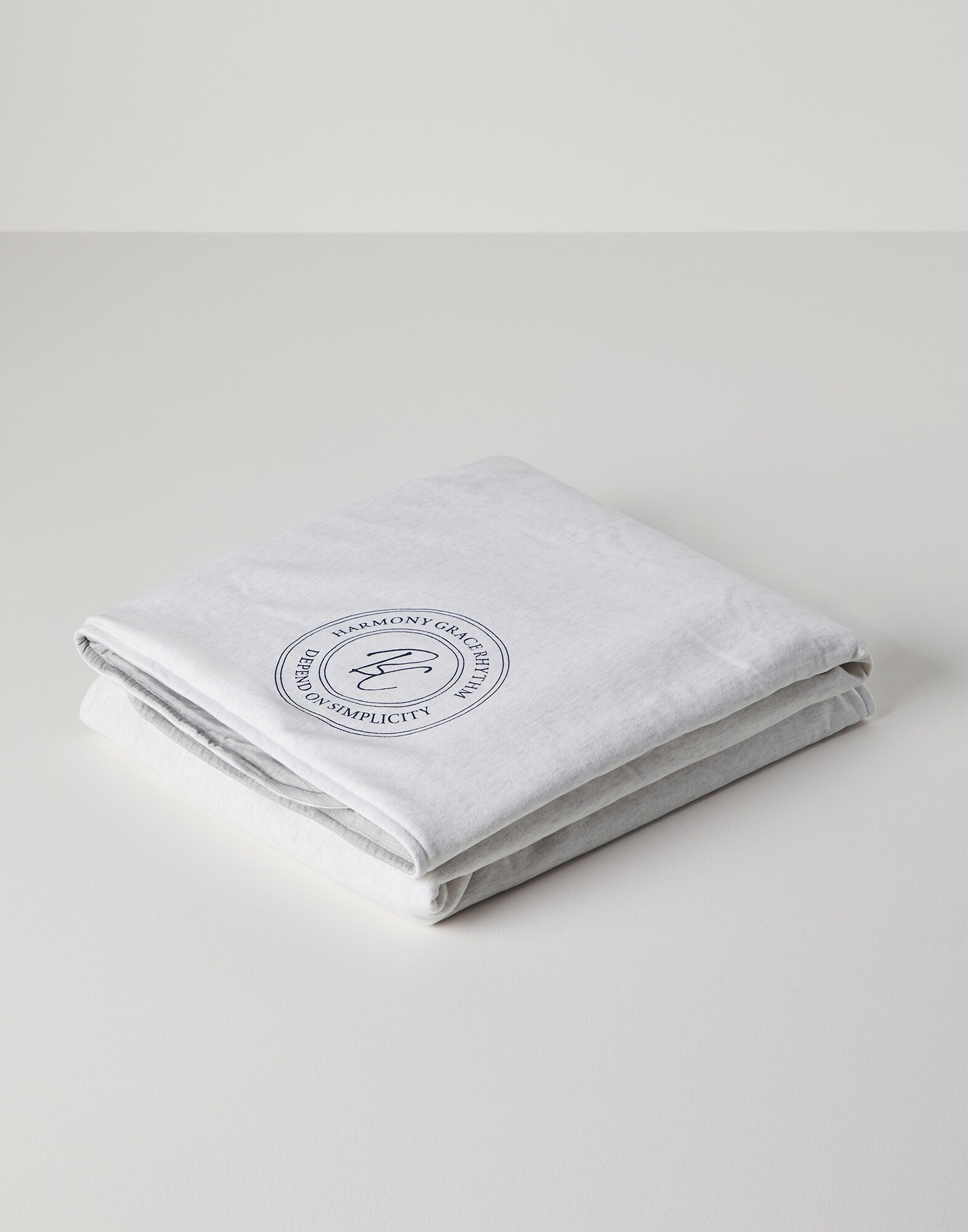Blankets & Cushions - Front view