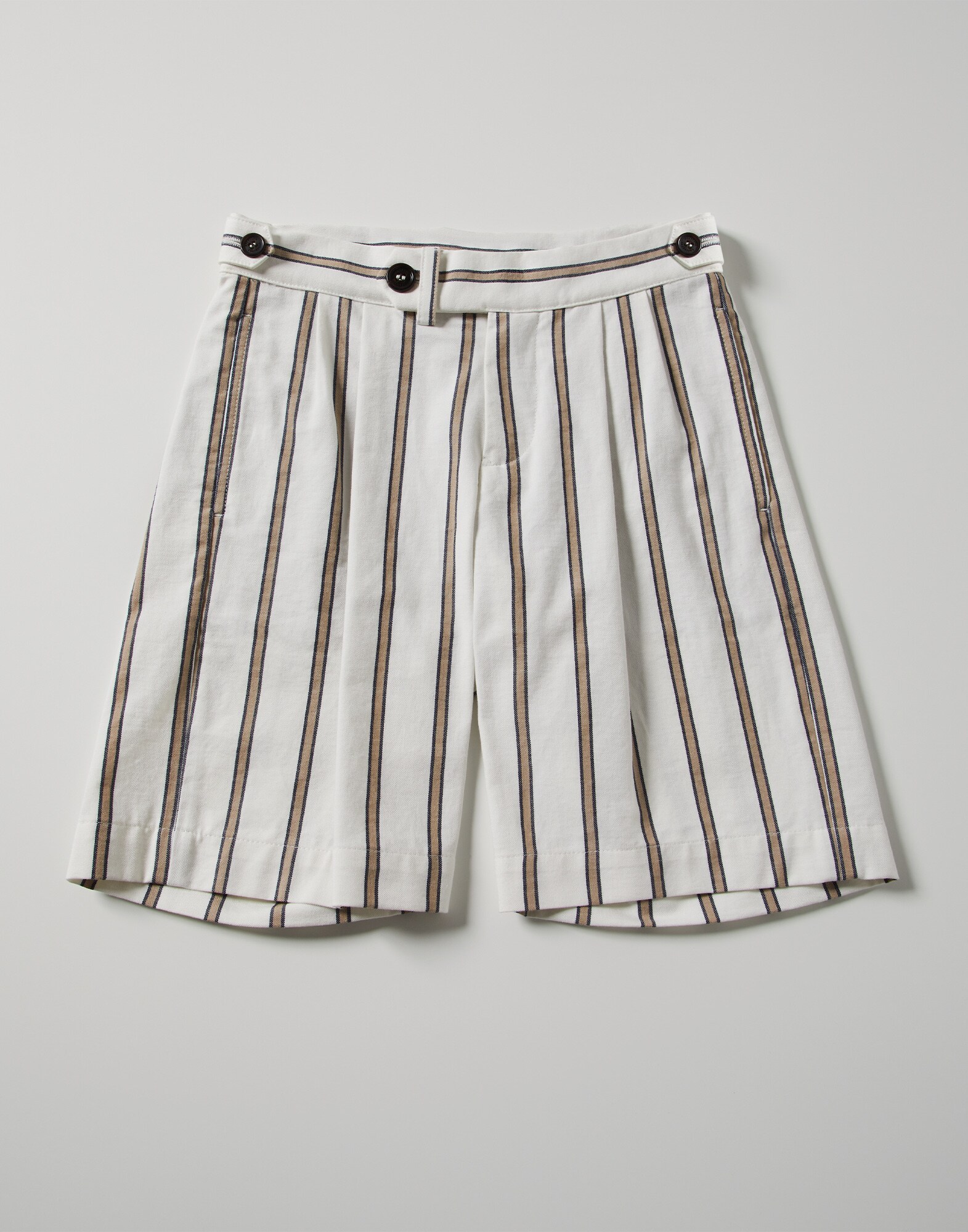 Bermuda Shorts - Front view