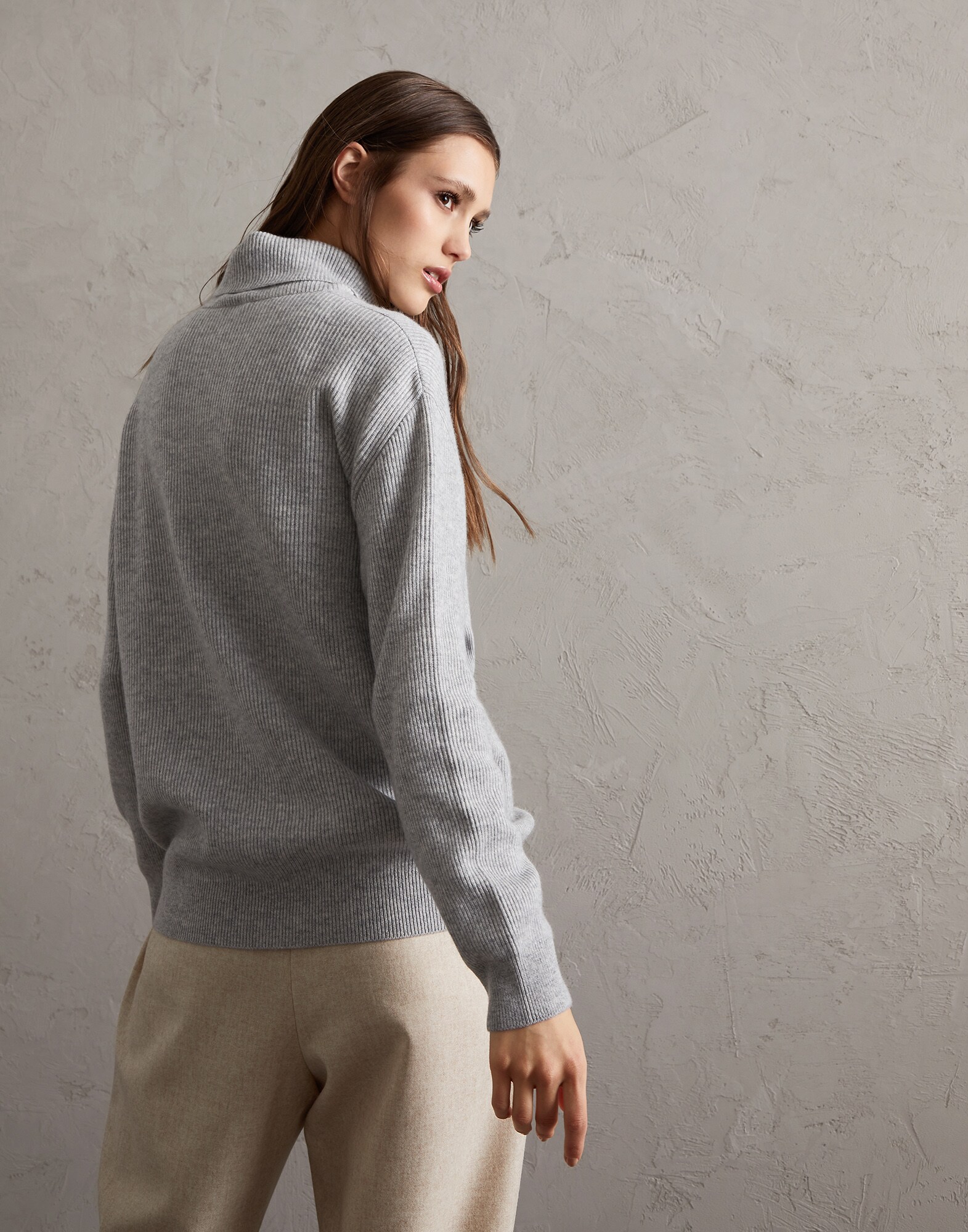 Turtleneck - Back view