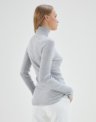 Turtleneck - Back view