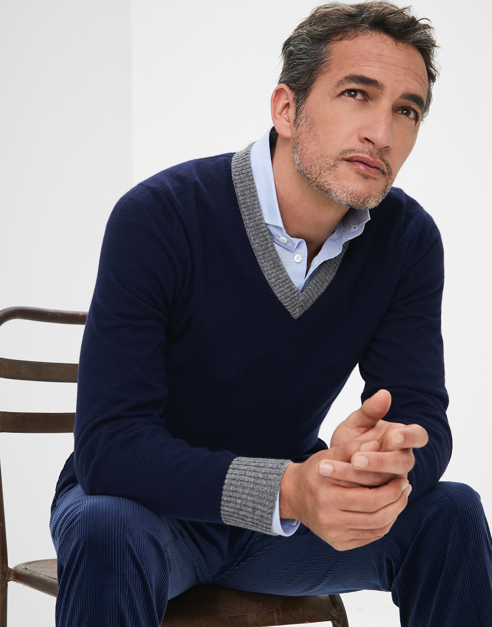 V-neck Sweater Marine Man 4 - Brunello Cucinelli