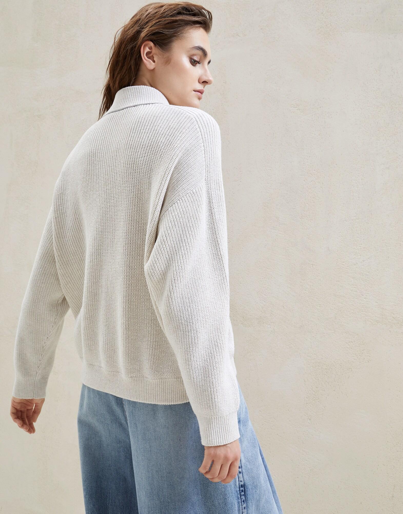 Sweatshirt - Back view