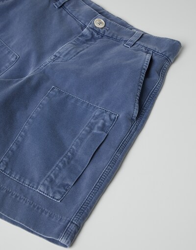 Bermuda Shorts - Detail view