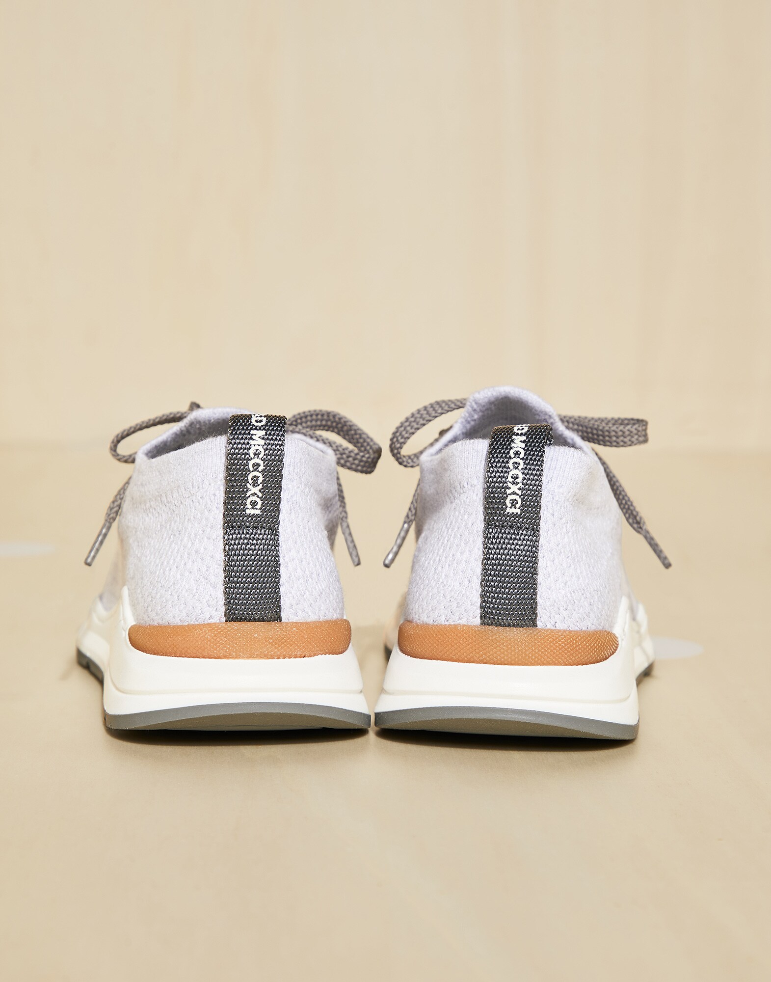 Sneakers - Back view