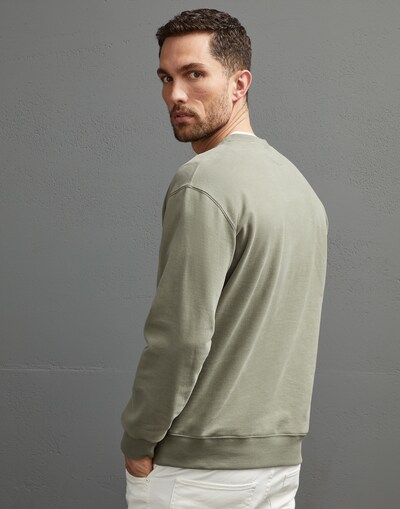 Sweatshirt - Back view