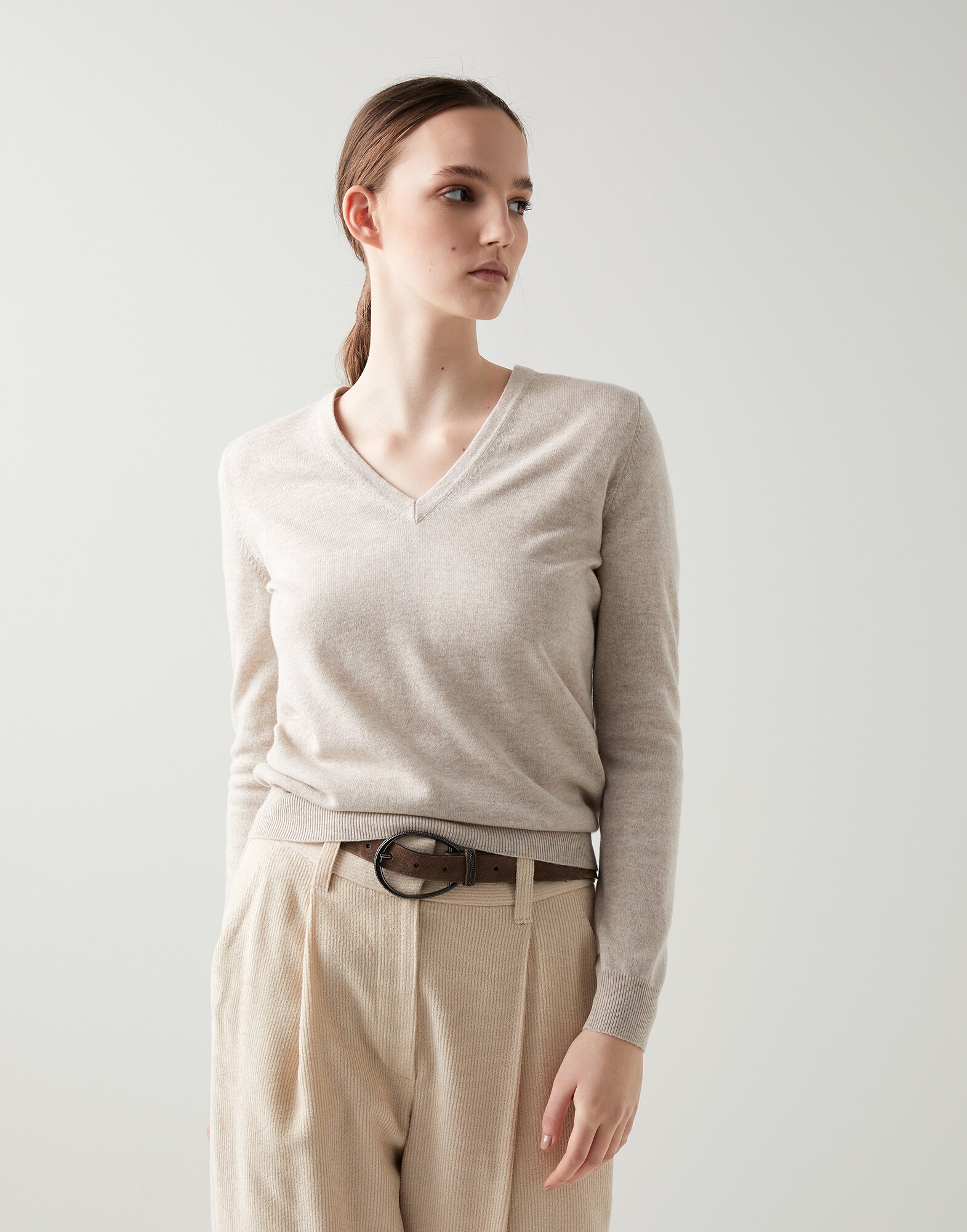 V-neck - Front view