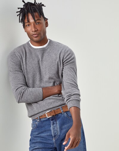 Crewneck - Editorial view