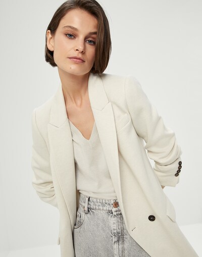 Blazer - Editorial view