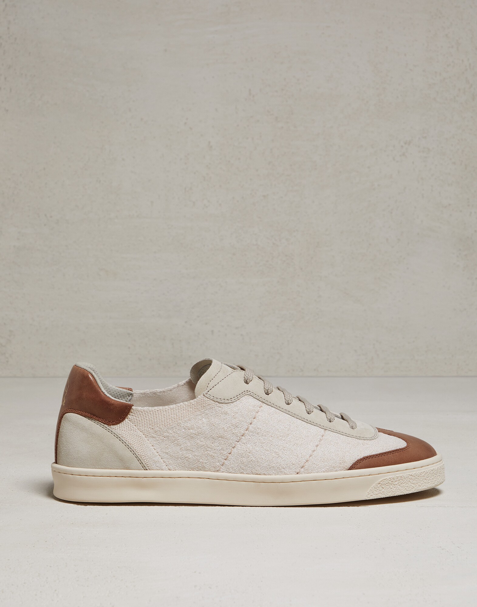 Sneakers - Full look