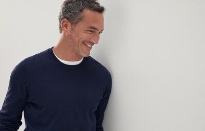 Crewneck - Horizontal view