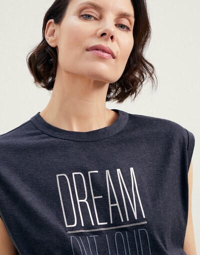 Short Sleeve T-Shirt - Detail view