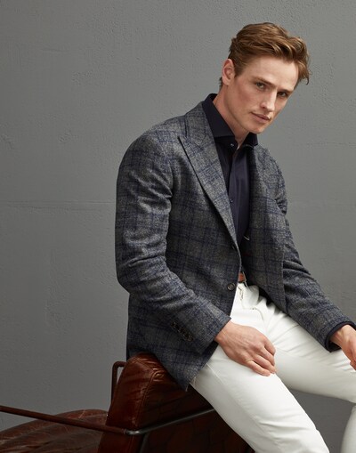 Single Breasted Blazer - Editorial view