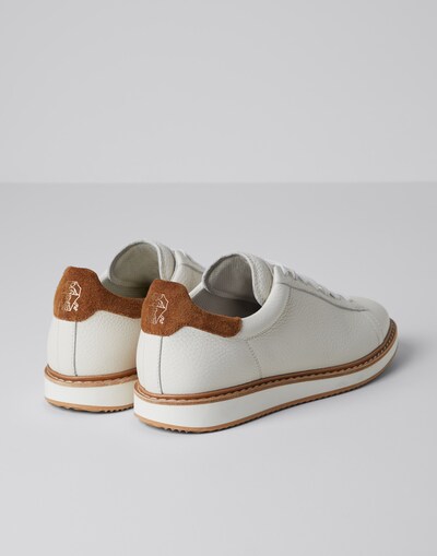 Sneakers - Back view