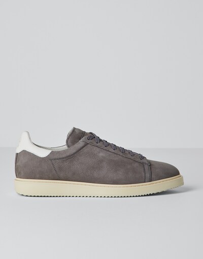 Sneakers - Full look