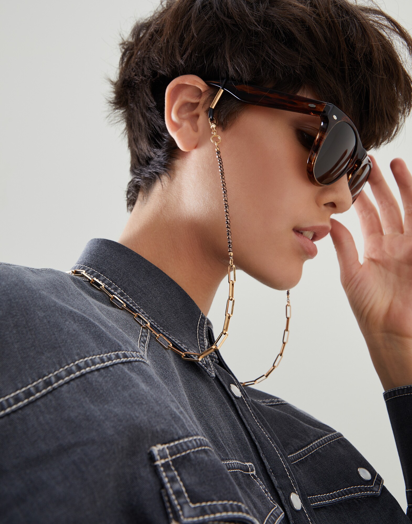 Convertible Accessory - Editorial view