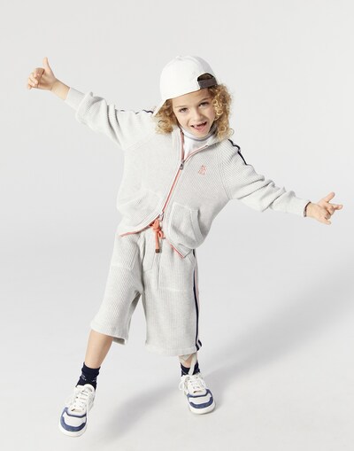 Topwear - Full look